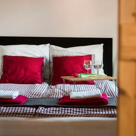 Apartment Loft 200m To Old Town Wi-fi