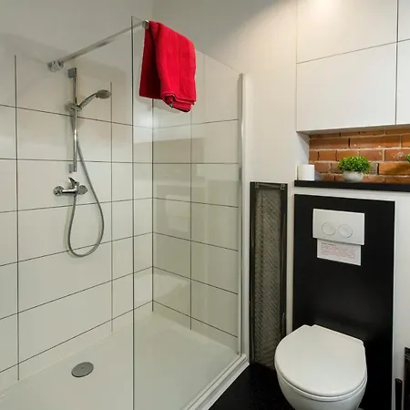 Apartament Loft 200m To Old Town Wi-fi