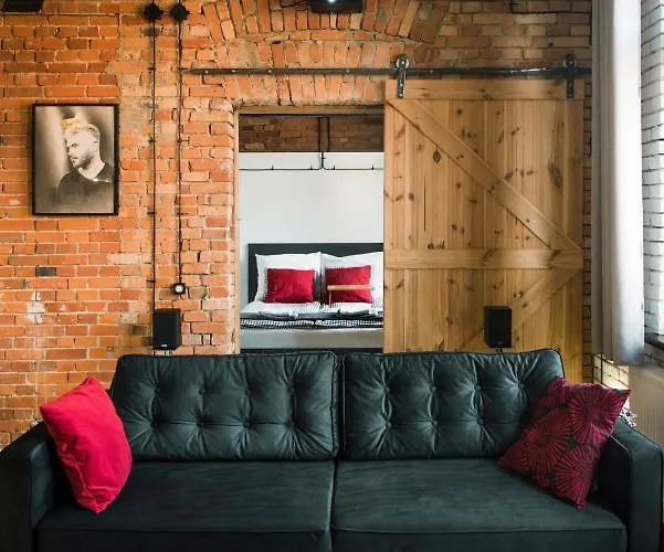 Lägenhet Loft 200m To Old Town Wi-fi